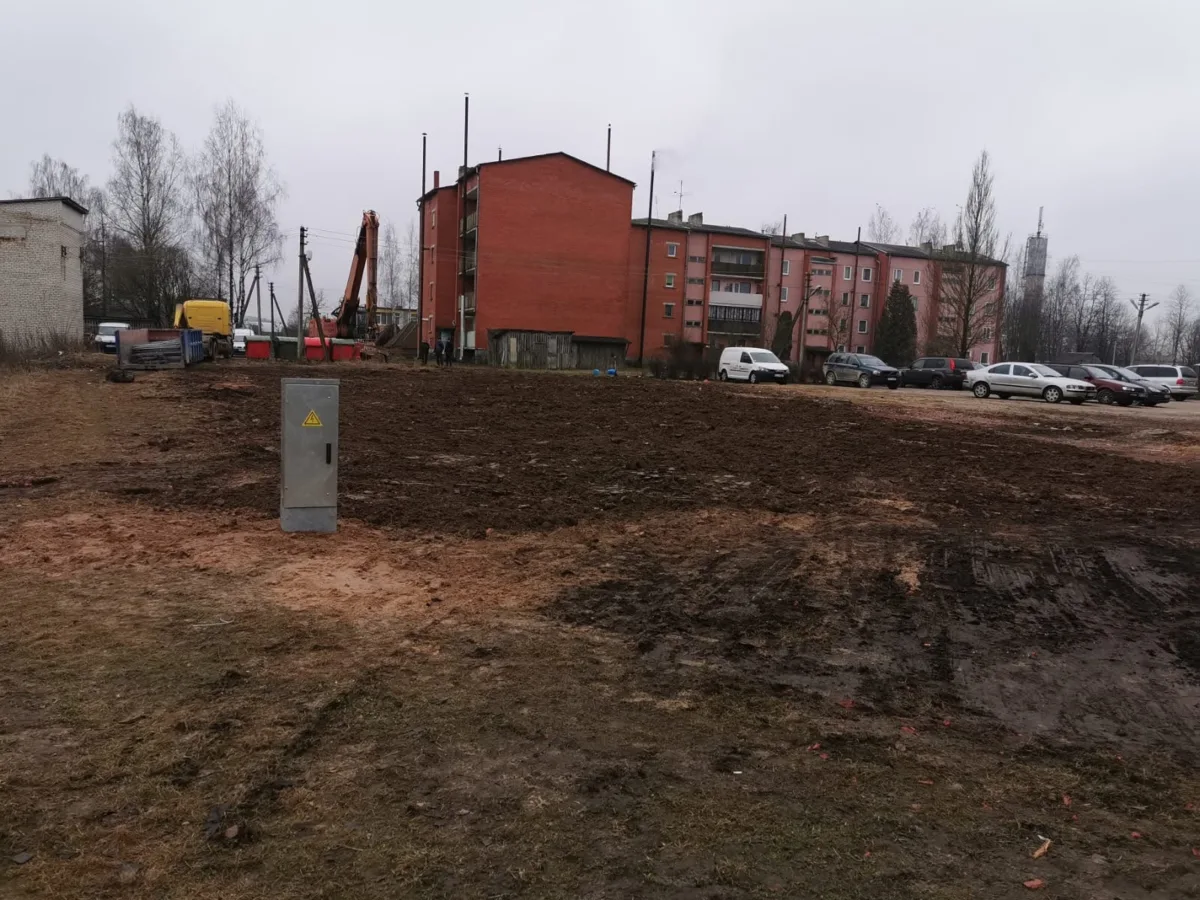 Demolition of a multi-apartment building