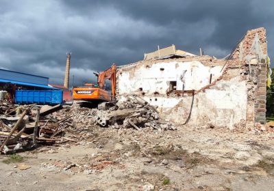 Ēkas daļēja demontāža un iekonservēšana