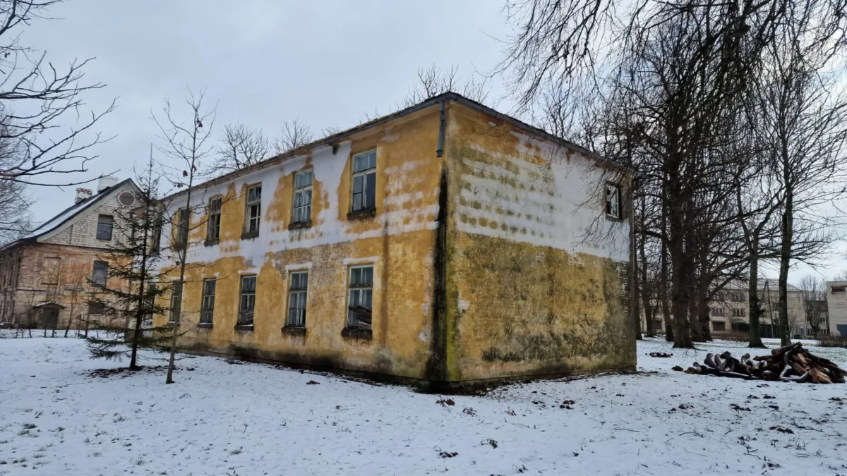 Снос малоценных зданий и сооружений в Добеле