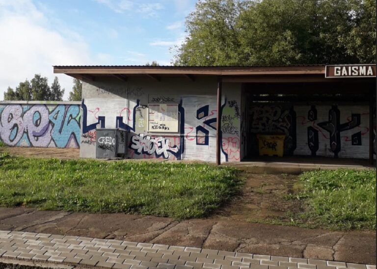 Demolition of the “Gaisma” passenger pavilion stop