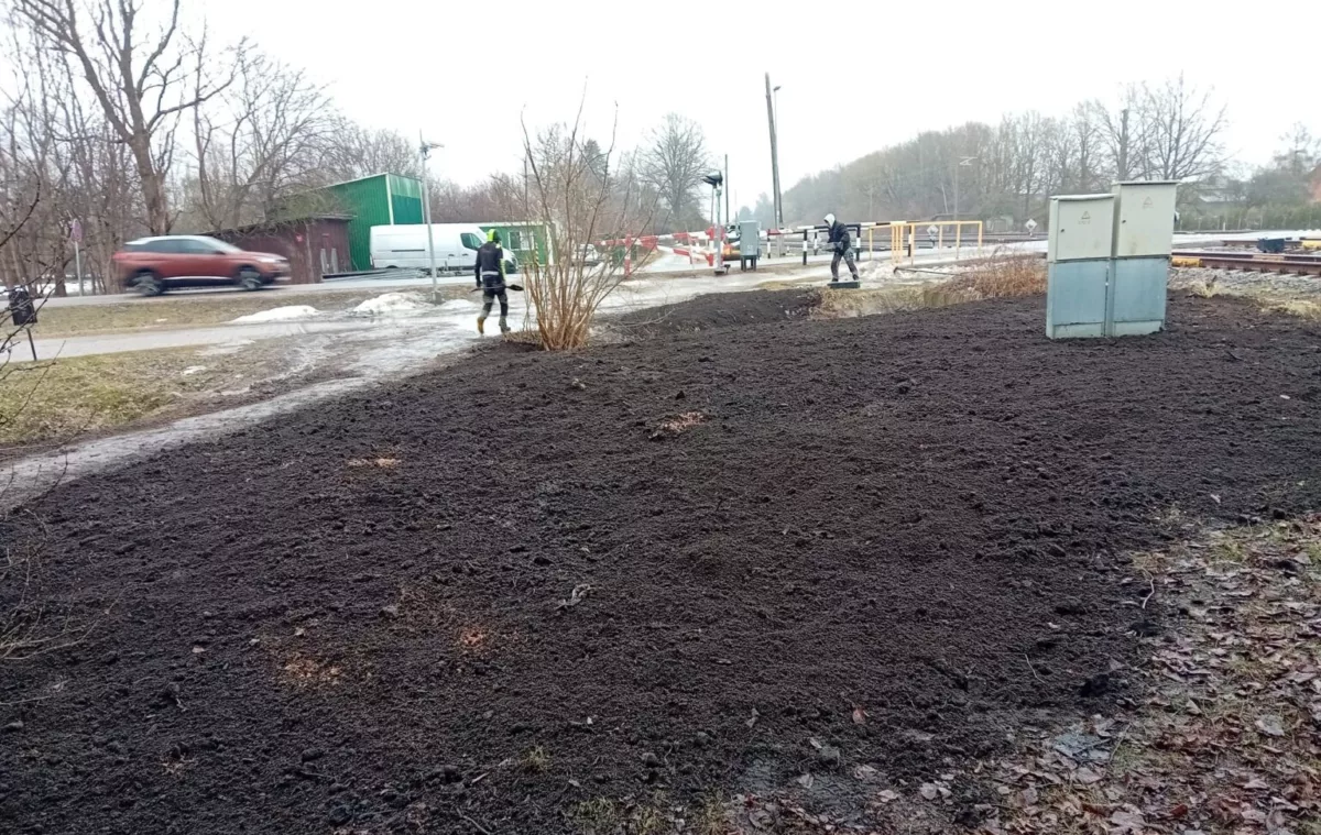 Pārbrauktuves posteņa nojaukšana