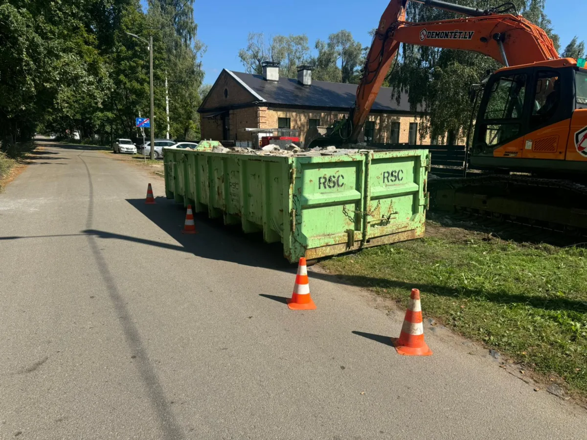 Demolition of the building and site organization on Mangaļsalas Street, Riga