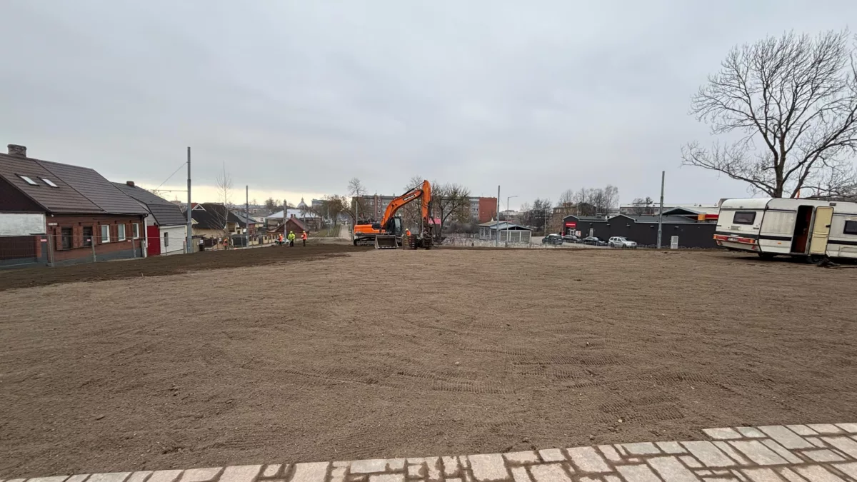 Ēku nojaukšana un teritorijas labiekārtošana Stacijas ielā 95, Daugavpilī