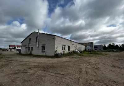 Noliktavas ēkas nojaukšana