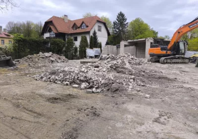 Daļējā ēkas demontāža, nojaukšanas un zemes darbi
