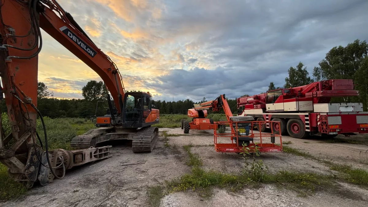 Apgaismojuma mastu un pamatu demontāžas darbi